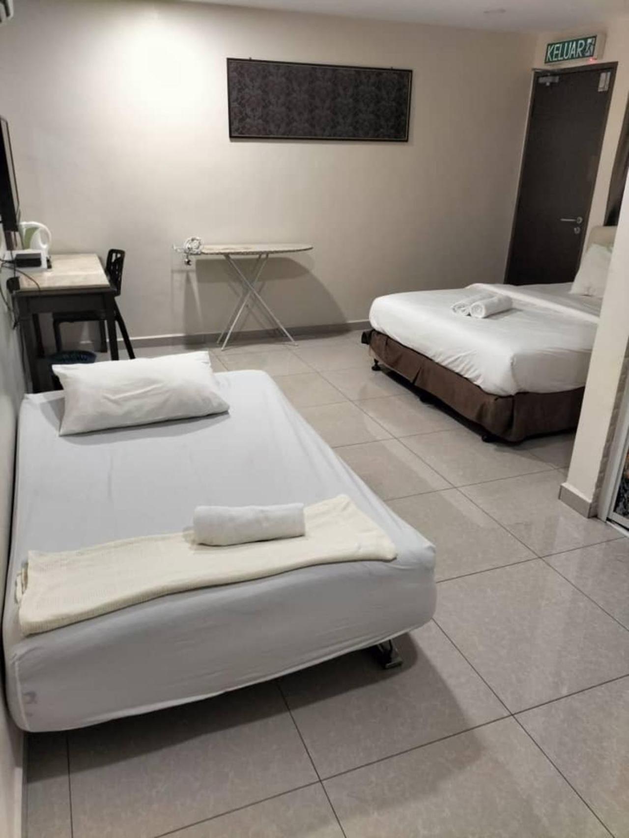 Sam Hotel Sitiawan Luaran gambar