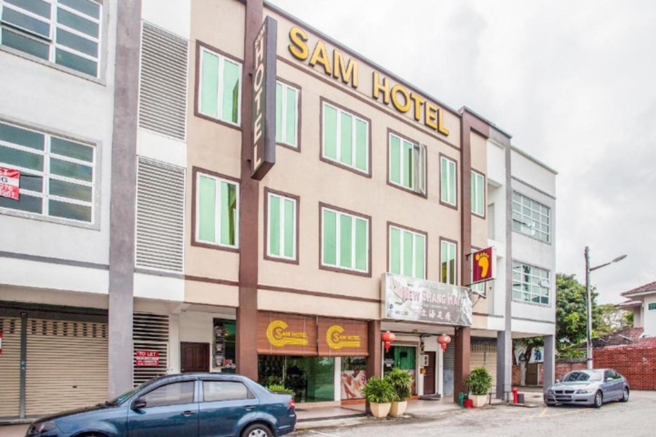 Sam Hotel Sitiawan Luaran gambar