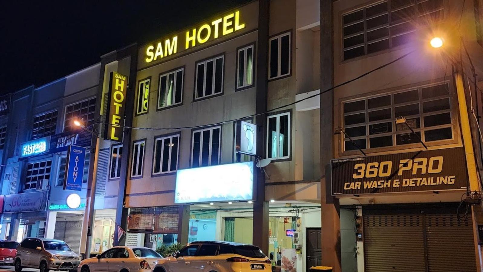 Sam Hotel Sitiawan Luaran gambar